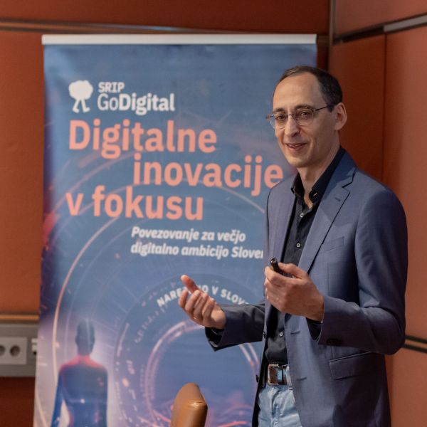 Uspešno izveden posvet o mednarodnih priložnostih za slovenska IKT podjetja 